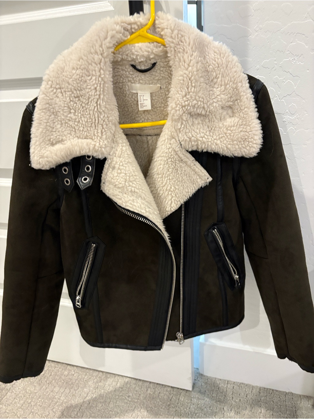 H&M Women's Dark Brown Faux Suede Moto Jacket With Cream Shearling Collar